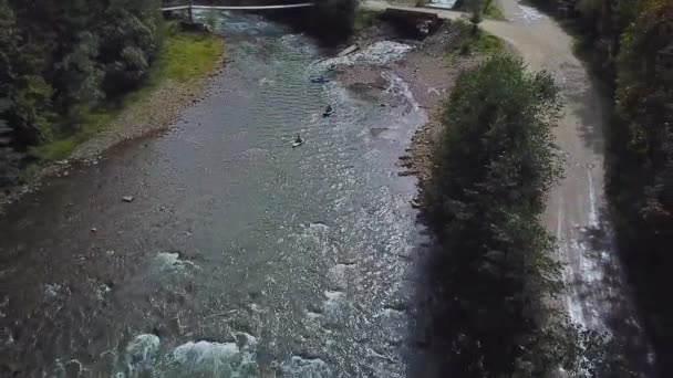 Spływ Górską Rzeką — Wideo stockowe