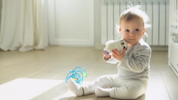 Kid Girl Playing Soft Toy Home Kindergarten — Stok Video