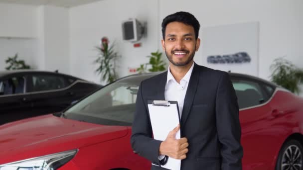Portrait Successful Indian Male Manager Car Dealership Car Sales — 图库视频影像