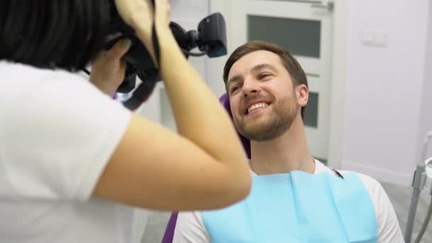 Dentist Makes Teeth Photo — Stock Video