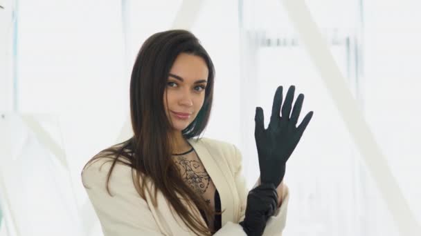 Permanent Makeup Artist Puts Protective Gloves — Stock Video