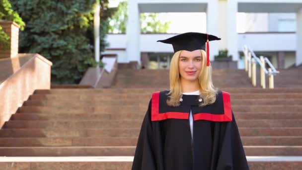 Női Portré Érettségi Napján Egyetem Oktatás Diploma Emberek Fogalma — Stock videók