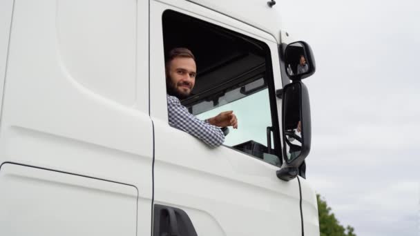 Conductor Camión Sentado Camión Ocupación Camioneros Servicios Transporte — Vídeos de Stock