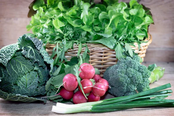Alimentación Saludable Verduras Orgánicas Frescas Mesa Madera Variedad Verduras Frescas —  Fotos de Stock