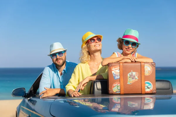 Glückliche Familien Reisen Mit Dem Auto Ans Meer Mutter Vater — Stockfoto