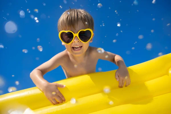 Child Having Fun Summer Vacation Kid Jumping Swimming Pool Active — Stock Photo, Image