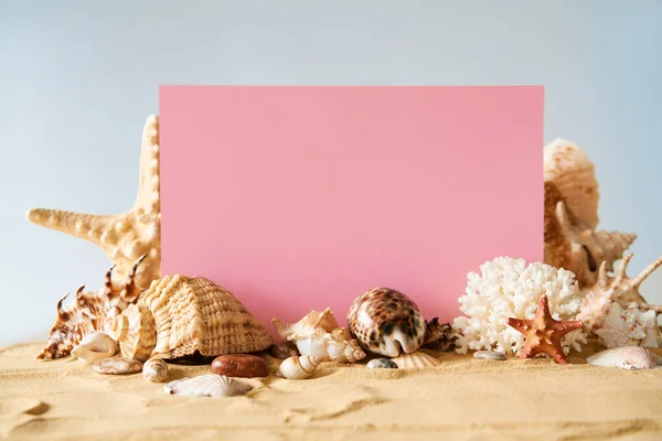 Tarjeta Invitación Felicitación Maqueta Con Conchas Marinas Estrellas Mar Playa —  Fotos de Stock