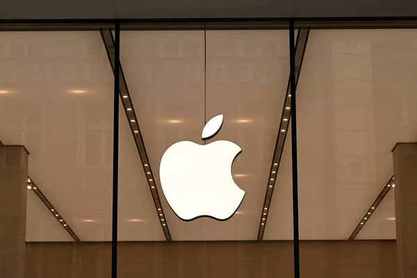 Berlim Alemanha Novembro 2022 Logotipo Apple Apple Store Berlim — Fotografia de Stock