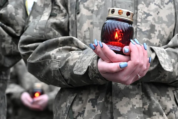 Ukrainian Seviceman Holds Candle Candle Hands Soldier — Stock Photo, Image