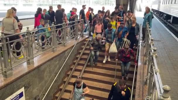 Lviv Oekraïne Mei 2022 Evacuatie Het Station Lviv — Stockvideo
