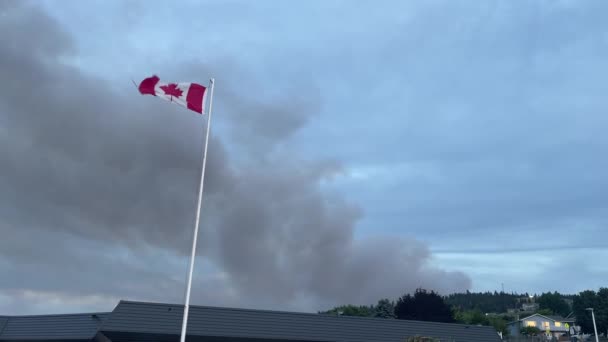 Kamloops Καναδάς Ιουλίου 2023 Καπνός Από Πυρκαγιά Στον Ουρανό Κοντά — Αρχείο Βίντεο
