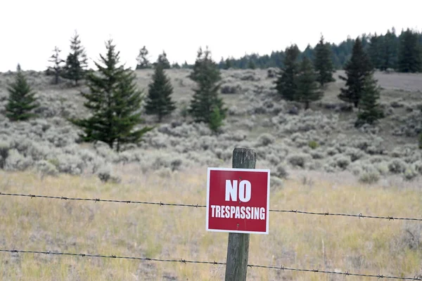 Sign Trespassing Mountains Trespassing Sign Forest — Stock Photo, Image