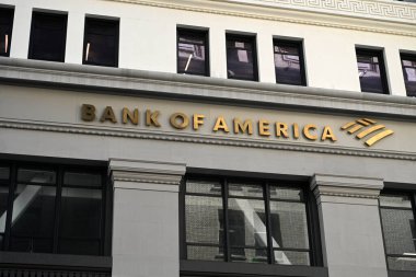 San Francisco, CA, ABD - 25 Temmuz 2023: San Francisco şehir merkezinde bir Amerikan Bankası.