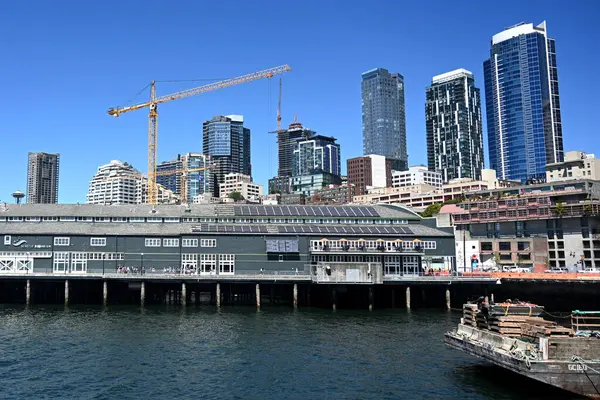 Seattle Usa Augusti 2023 Byggandet Seattle Konstruktionskran — Stockfoto
