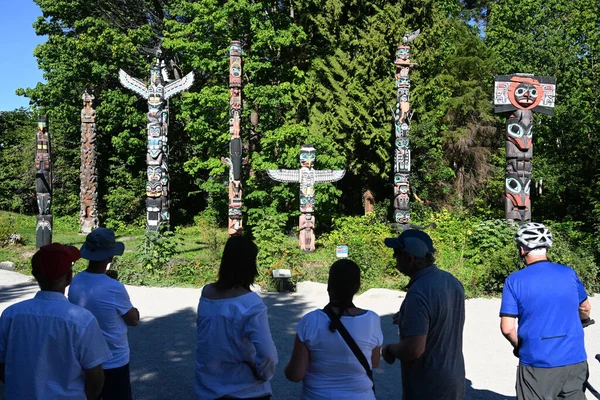 Vancouver Canada Août 2023 Poteaux Totémiques Dans Parc Stanley Vancouver — Photo