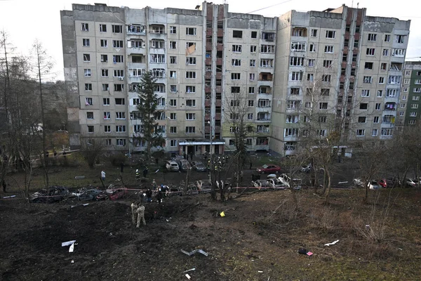 Lviv Ουκρανία Δεκεμβρίου 2023 Κτίριο Διαμερισμάτων Μέρει Κατεστραμμένο Μετά Από Royalty Free Φωτογραφίες Αρχείου
