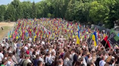Lviv, Ukrayna - 3 Haziran 2024: Iryna Tsybukh 'un cenaze töreni, hastane gönüllüleri gönüllü taburunun muharebe sıhhhiyesi, çatışmada öldürüldü..