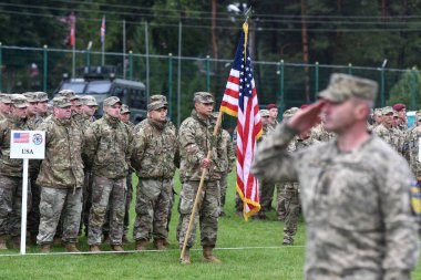 Yavoriv, Ukrayna - 20 Eylül 2021: Amerikan askerleri Yavoriv atış poligonunda düzenlenen 