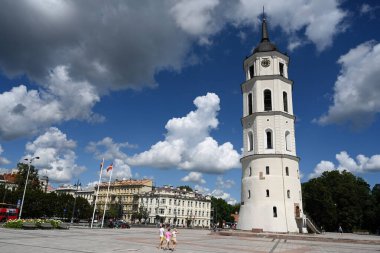 Vilnius, Litvanya - 22 Temmuz 2024: Vilnius Katedrali Çan Kulesi  