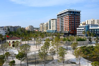 Arnavutluk 'un Vlora kenti - 17 Haziran 2025: Arnavutluk Riviera' sındaki Vlora kenti.