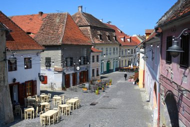 Sibiu, Romanya - 12 Haziran 2025: Transilvanya, Romanya 'daki eski Sibiu kasabası.