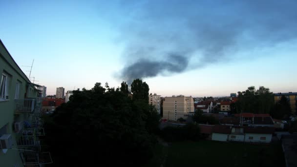 Big Black Smoke Fire Zagreb Croatia — Videoclip de stoc