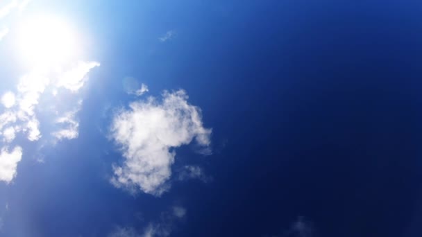 Giornata Sole Con Cielo Azzurro Nuvole Bianche — Video Stock