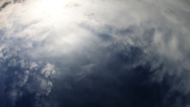 Cloudy Day Blue Sky Sun Showing Trough Clouds — стокове відео
