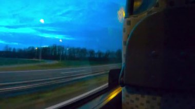 Hırvatistan 'ın Günbatımında Otobanda Otobüs Yolculuğu