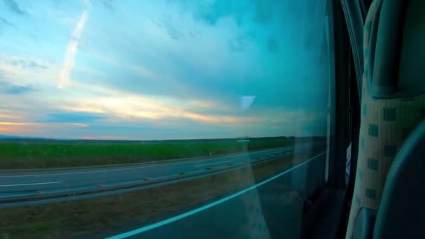 Βόλτα Λεωφορείο Αυτοκινητόδρομο Στην Κροατία Countryside Όμορφο Γαλάζιο Ουρανό — Αρχείο Βίντεο