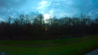 Hırvatistan Kırsalında Otoyolda Günbatımında Otobüs Yolculuğu