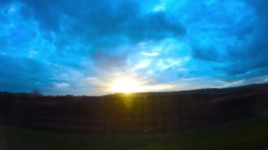 Hırvatistan Kırsalında Otoyolda Günbatımında Otobüs Yolculuğu