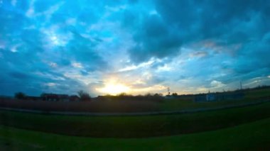 Hırvatistan Kırsalında Otoyolda Günbatımında Otobüs Yolculuğu