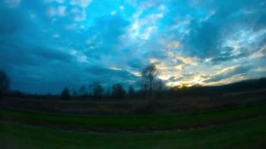 Hırvatistan Kırsalında Otoyolda Günbatımında Otobüs Yolculuğu