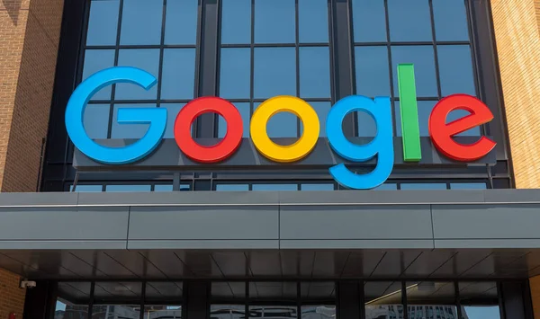 Detroit Michigan Usa Mai 2022 Google Schild Eingang Eines Bürogebäudes — Stockfoto