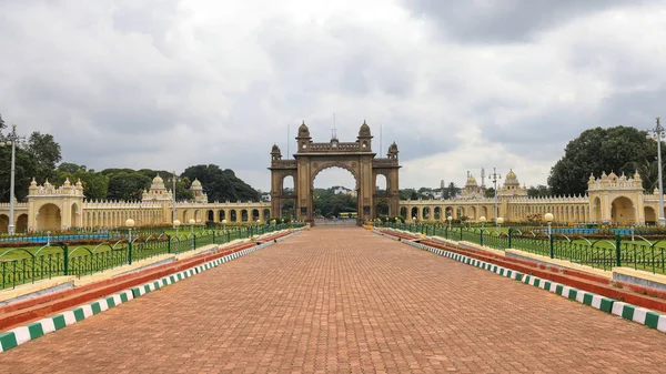 Mysore Karnataka India Noviembre 2022 Entrada Del Palacio Mysore Maharaja —  Fotos de Stock