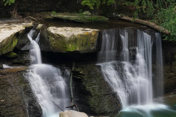 Great Falls Tinkers Creek Water Valt Buurt Van Cleveland Ohio — Stockfoto