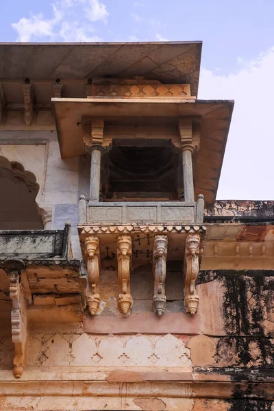 Ιστορικό Παραδοσιακό Παράθυρο Μπαλκόνι Για Amber Φρούριο Στην Τζαϊπούρ Rajasthan — Φωτογραφία Αρχείου