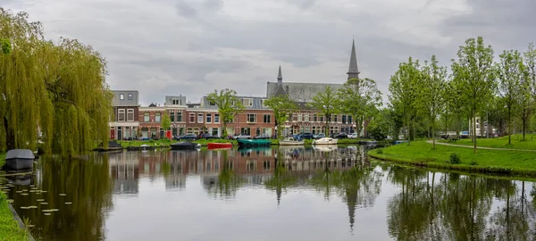Ліссі Нідерланди Травня 2023 Історичні Будинки Церква Місті Лейден Місто — стокове фото