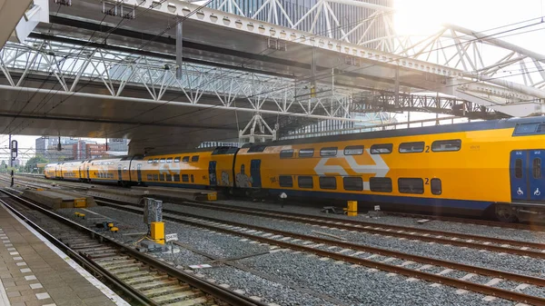Leida Paesi Bassi Maggio 2023 Olanda Spoorwegen Treno Alla Stazione — Foto Stock