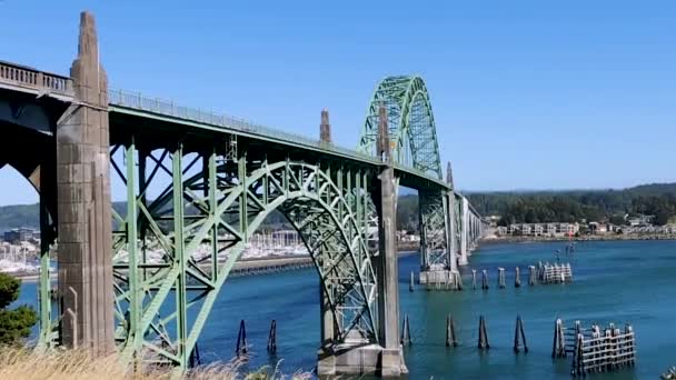 Newport City Oregon Daki Yaquina Bay Köprüsü Abd Rotası 101 — Stok video
