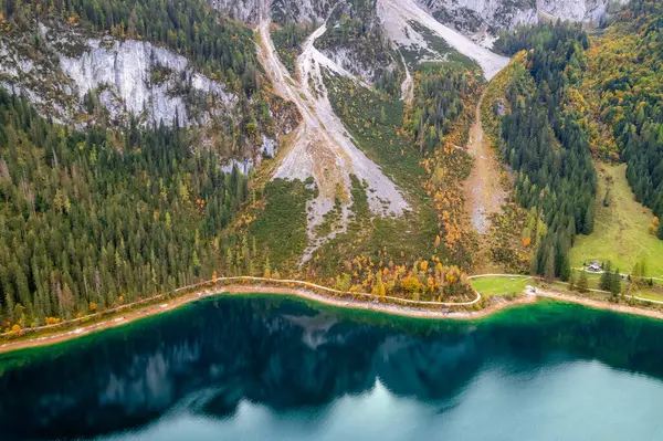 Vue Aérienne Rivage Lac Gosausee Dans Les Alpes Autrichiennes — Photo