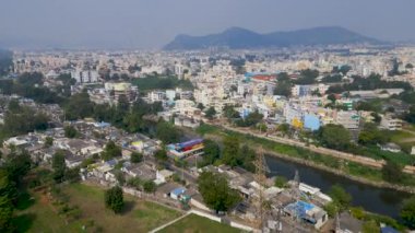 Vijayawada, Hindistan 'da Andhra Pradesh eyaletinin ikinci büyük şehridir..