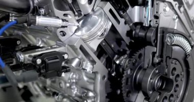 Parlak yeni otomotiv kesim bölümünün görüntüsünü kapat.