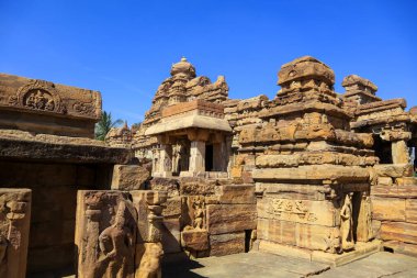UNESCO dünya mirası alanı, Hindu tarihi tapınakları ve Hindistan 'ın 7. yüzyılda inşa ettiği Pattadakal, Karnataka' daki anıtlar.
