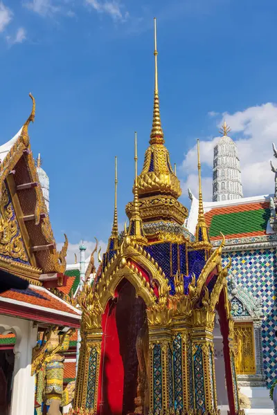 Wat Phra Kaew, Zümrüt Buddha Tapınağı tarihi Büyük Saray Bangkok, Tayland.