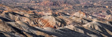 Utah 'taki çöl manzarası gibi eşsiz Mars' ın panoramik görüntüsü..
