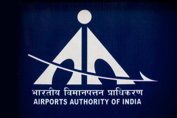 Виджаявада, Индия - 08 июля 2025 года: Управление аэропортов Индии (AAI) siggn, AAI является предприятием государственного сектора Министерства гражданской авиации, правительство Индии.