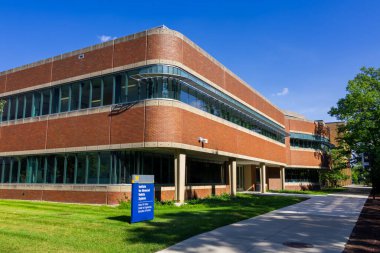 Dearborn, Michigan - 27 Temmuz 2025: Michigan Üniversitesi Gelişmiş Araç Sistemleri Enstitüsü, Dearborn