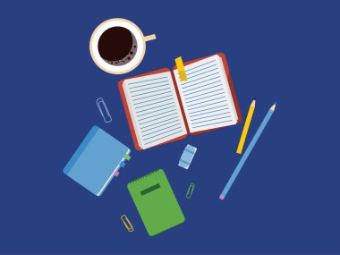 İş yeri Masaüstü arkaplanı. Masanın, dizüstü bilgisayarın, klasörün, belgelerin, not defterinin, kartvizitin, çantanın, takvim saatinin, kahve saatinin, pasaporttaki buruşuk kâğıdın üst görüntüsü